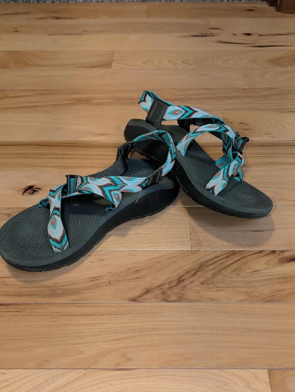 Chaco Women's Teal Patterned Strap Sandals